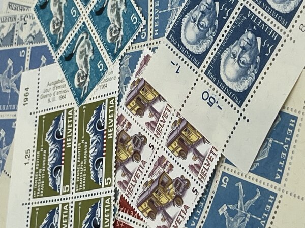 Frankaturgültige Briefmarken Lot 100 Stück 5 Rappen (na01)