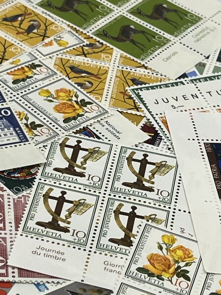 Frankaturgültige Briefmarken Lot 100 Stück 10 Rappen (na01)